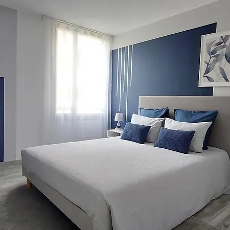 Apartment T4 Centre-ville, A 5 Min A Pied *