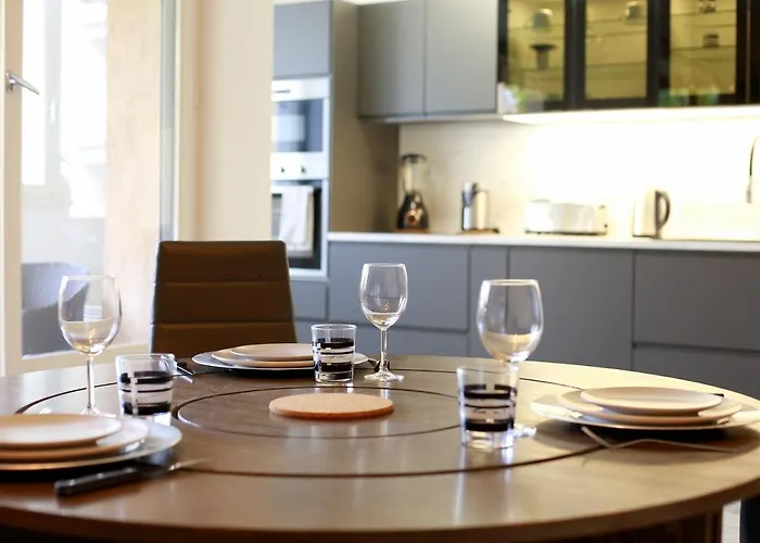 Apartment T4 Centre-ville, A 5 Min A Pied *