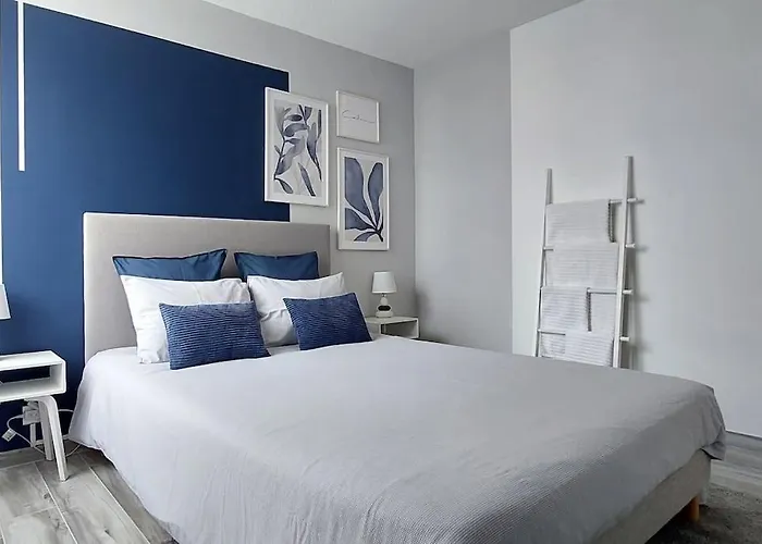 Apartment T4 Centre-ville, A 5 Min A Pied *